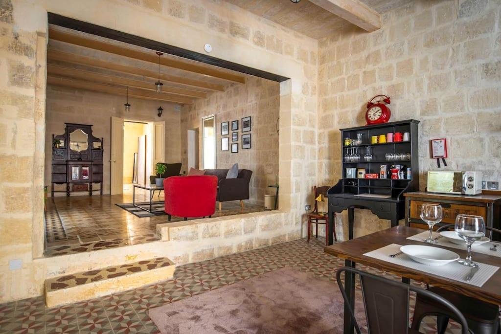 Chic, Stylish & Spacious Flat In Central Valletta Ngoại thất bức ảnh