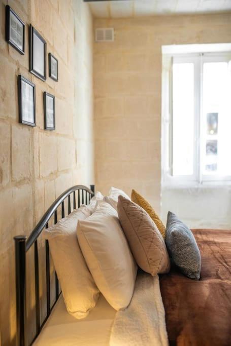 Chic, Stylish & Spacious Flat In Central Valletta Ngoại thất bức ảnh