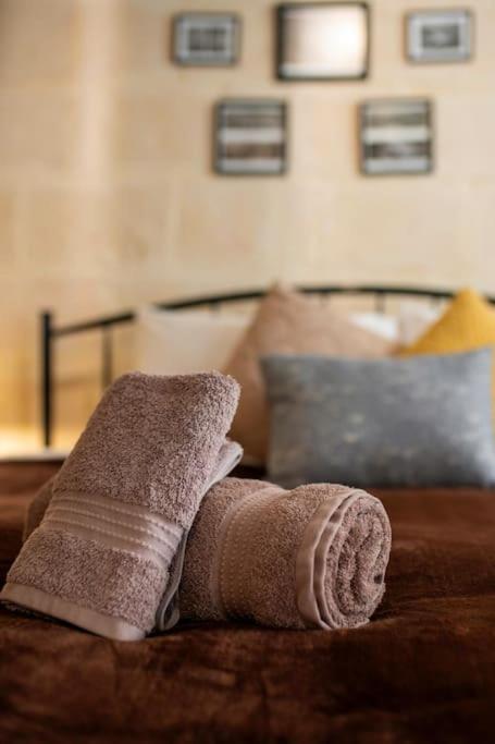 Chic, Stylish & Spacious Flat In Central Valletta Ngoại thất bức ảnh