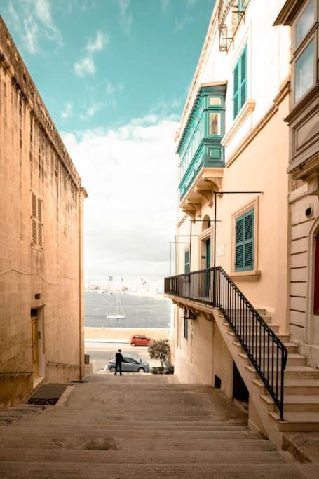 Chic, Stylish & Spacious Flat In Central Valletta Ngoại thất bức ảnh