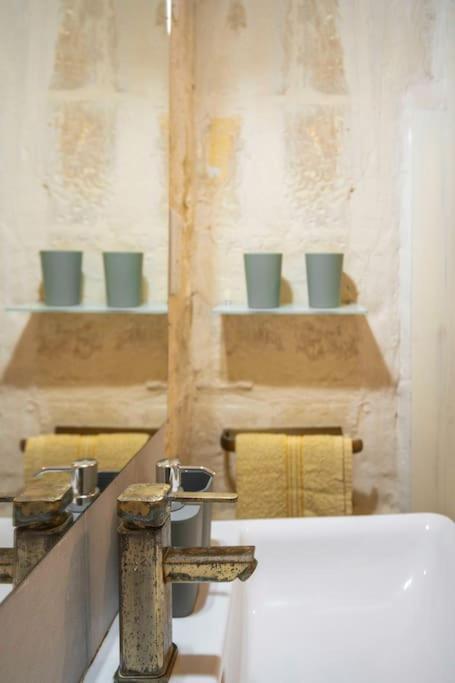 Chic, Stylish & Spacious Flat In Central Valletta Ngoại thất bức ảnh