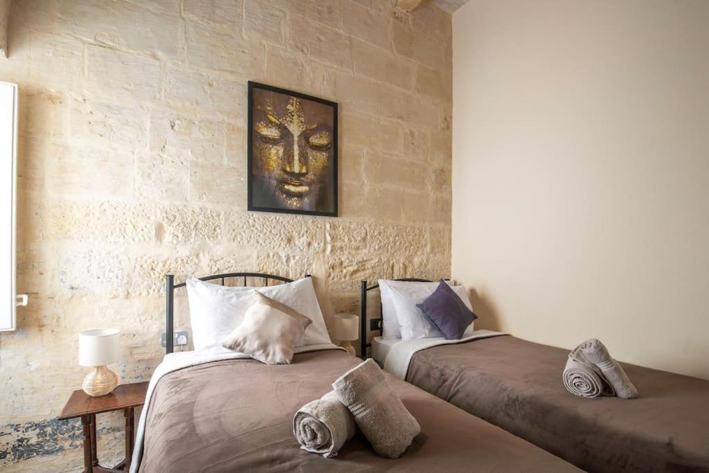 Chic, Stylish & Spacious Flat In Central Valletta Ngoại thất bức ảnh