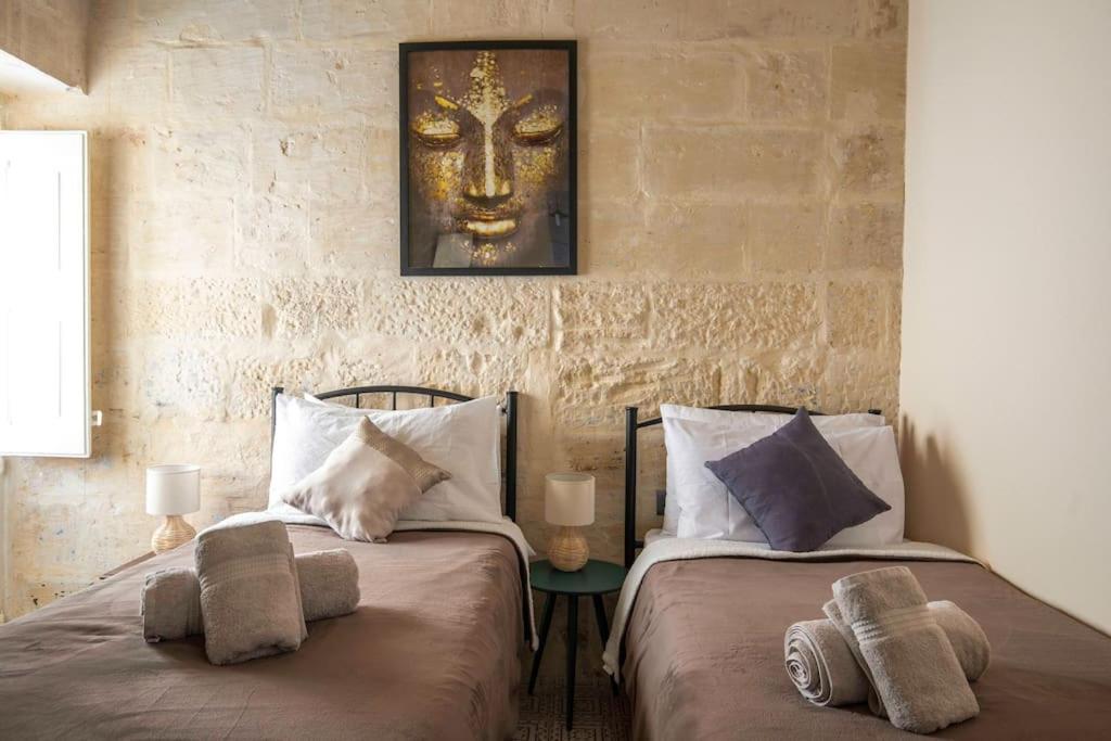 Chic, Stylish & Spacious Flat In Central Valletta Ngoại thất bức ảnh